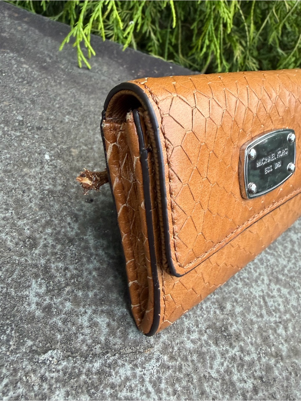 Michael Kors Brown Snake-Embossed Leather Card Case with Key Ring - Picture 2 of 15